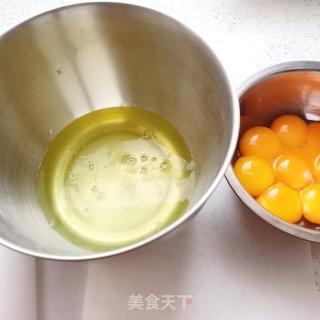 爆浆芝士古早蛋糕的做法步骤：1