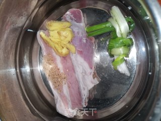 凉拌肉的做法步骤：2