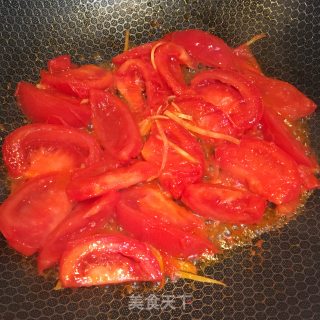 蕃茄牛肉汤粉的做法步骤：2