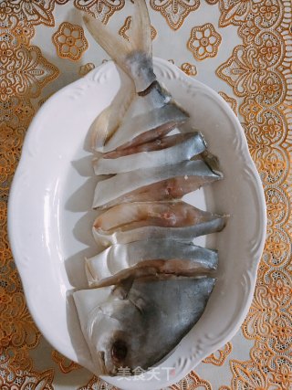 金仓鱼的做法步骤：1