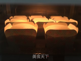 爆浆海盐芝士杯子蛋糕的做法步骤：13