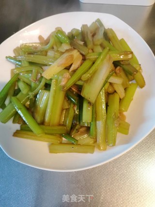 爆芹菜的做法步骤：5