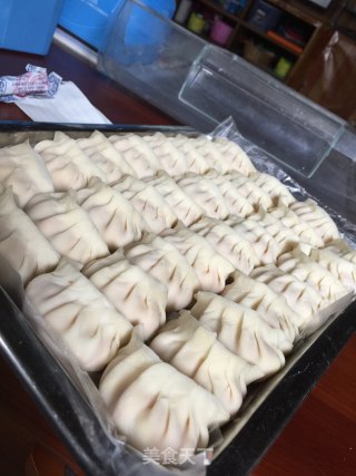 胡萝卜玉米饺子的做法步骤：5