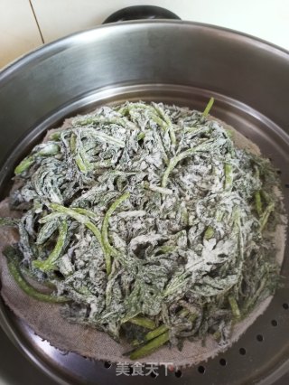 粉蒸茼蒿的做法步骤：6