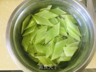 清炒莴笋的做法步骤：3