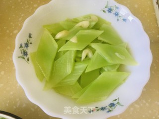 清炒莴笋的做法步骤：8