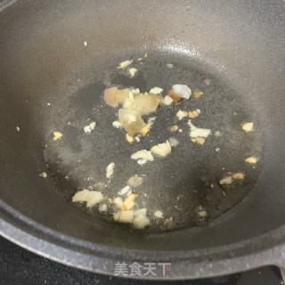 蒜炒番薯叶的做法步骤：2