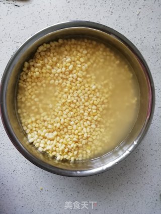 蔓越莓绿豆糕的做法步骤：1