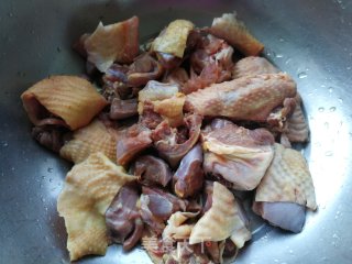 咖喱土豆鸡块的做法步骤：1
