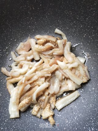 葱油茄子的做法步骤：3
