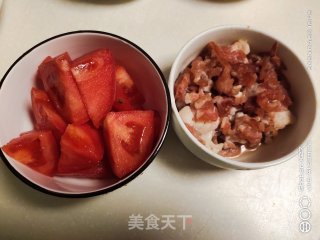 家常肉丝甜豆的做法步骤：1