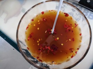 鱼香鸡蛋的做法步骤：2