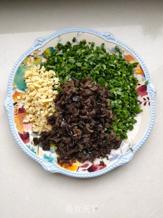 韭菜豆皮素水饺的做法步骤：4