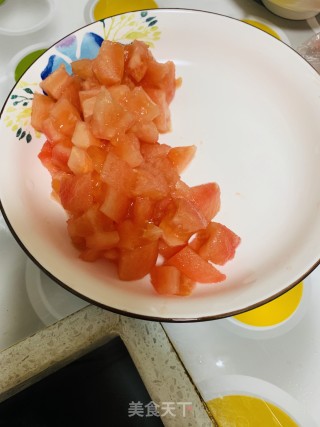 番茄焖牛腩的做法步骤：2