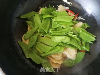 荷兰豆炒面筋的做法步骤：9