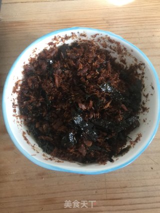 低卡高纤坚果燕麦吞拿鱼肉松饼的做法步骤：2