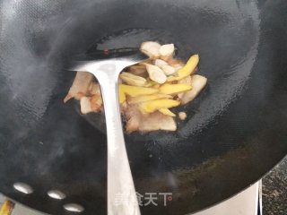 胡萝卜青椒炒肉的做法步骤：4