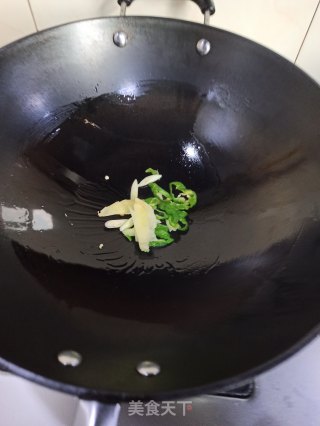 番茄豆腐蛋花汤的做法步骤：4