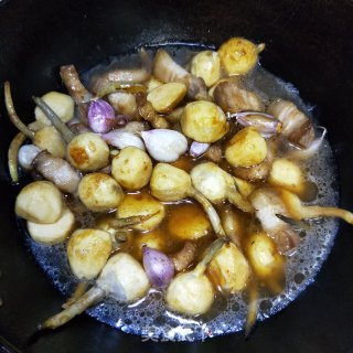 茨菇焖五花肉的做法步骤：7
