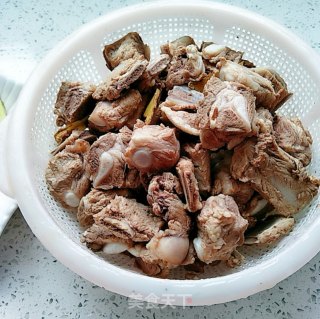红烧排骨卤蛋的做法步骤：6