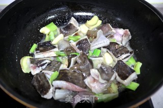 老板鱼炖豆腐的做法步骤：5