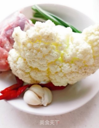 花椰菜炒肉的做法步骤：1