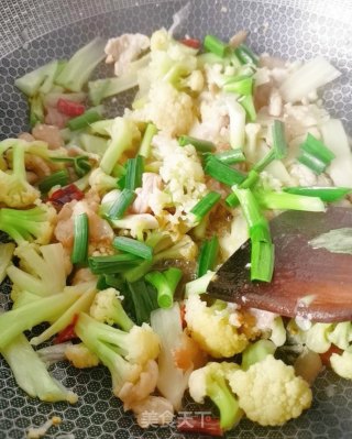 花椰菜炒肉的做法步骤：9