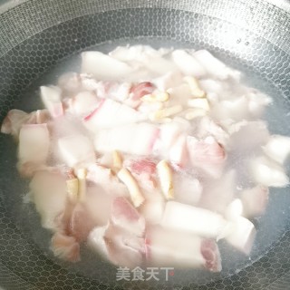 油豆腐烧肉的做法步骤：3