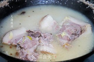 蒜泥白肉的做法步骤：3