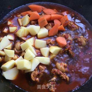 香辣鸡腿炖时蔬的做法步骤：12