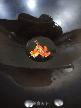 茄子香菜拌辣椒的做法步骤：4