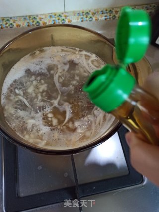 牛肉菠菜疙瘩汤的做法步骤：8