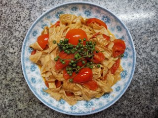 藤椒茄汁豆皮的做法步骤：7