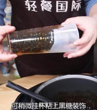 黑糖珍珠鲜奶茶的做法步骤：6