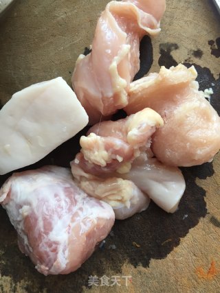 鸡肉香菇饼的做法步骤：1