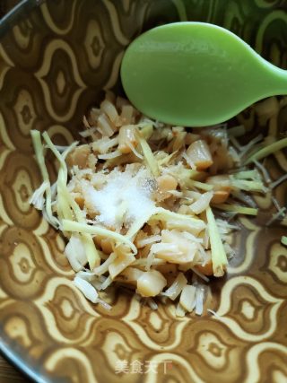 瑶柱粥的做法步骤：3