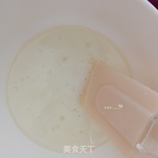 纸盒烘焙 6寸戚风蛋糕 成品超细腻的做法步骤：5