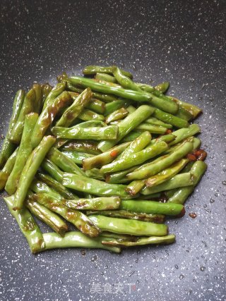 煸炒四季豆的做法步骤：4