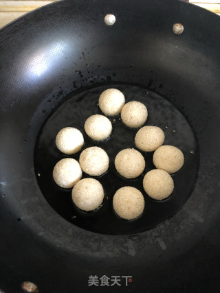 油炸红糖麻圆的做法步骤：2