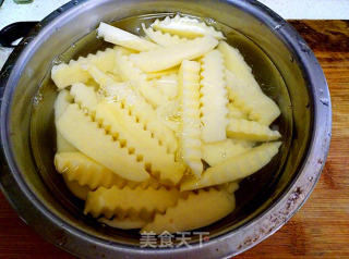 麻辣土豆的做法步骤：2