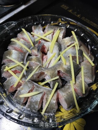 豆豉蒸鳗鱼的做法步骤：1