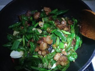 生炒五花肉的做法步骤：7