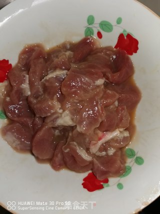 菠萝咕咾肉的做法步骤：1