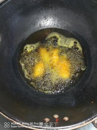 菠萝咕咾肉的做法步骤：3