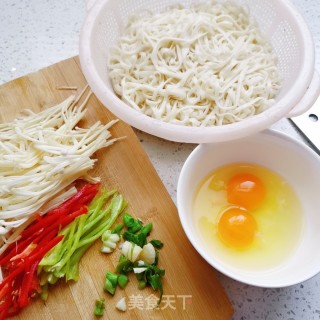 鸡蛋炒面的做法步骤：5