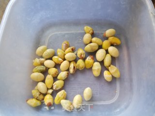 白果竹笙鸡汤的做法步骤：2