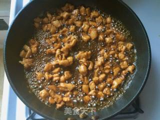 可乐鸡丁炒饭的做法步骤：5