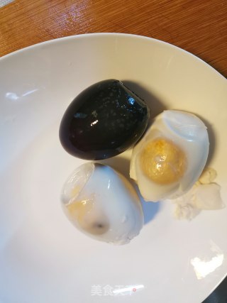上汤娃娃菜的做法步骤：1
