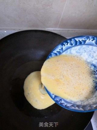 菠菜炒鸡蛋的做法步骤：3