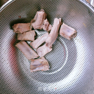 便当????小米蒸排骨+水晶萝卜丝饼的做法步骤：3